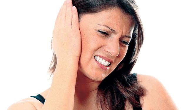 Đau tai khi nuốt nước bọt do nhiều nguyên nhân gây nên