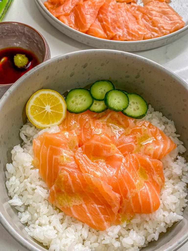 How to Make Salmon Sashimi