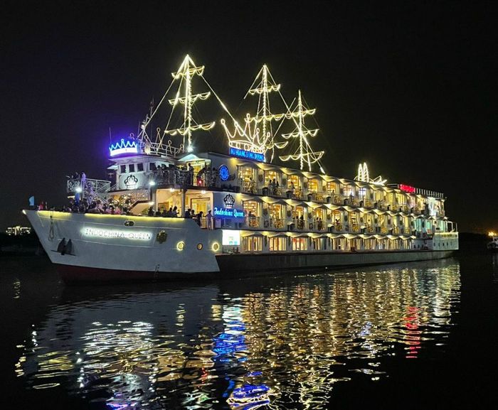Nhà Hàng Du Thuyền Indochina Queen